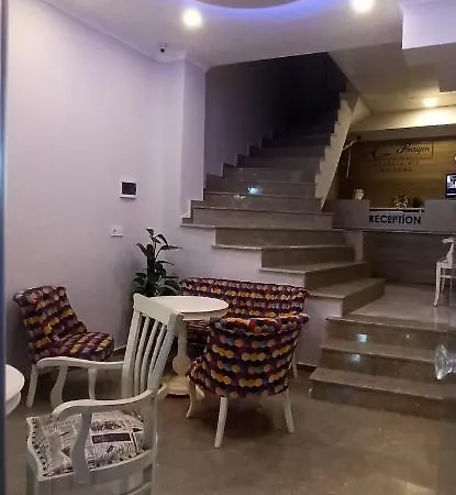 بيت شباب Moonlight *